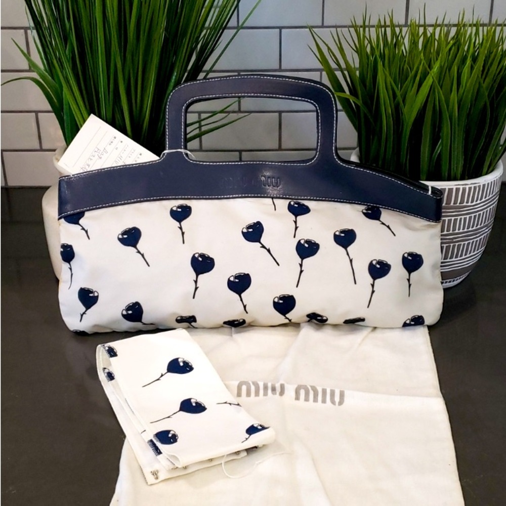 Miu Miu Prada authentic tote. Black and white. Scarf included. Fantastic price!